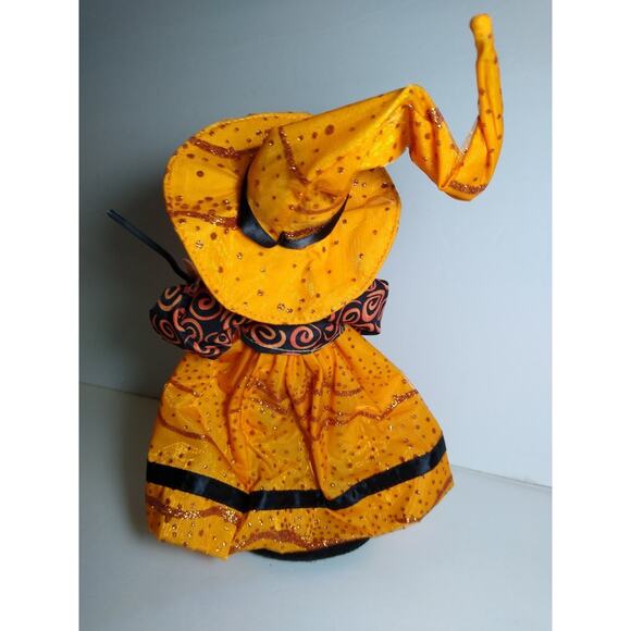 Annalee Witch Artist Doll Halloween 11 Inch Handcrafted 2011 - Picture 3 of 4